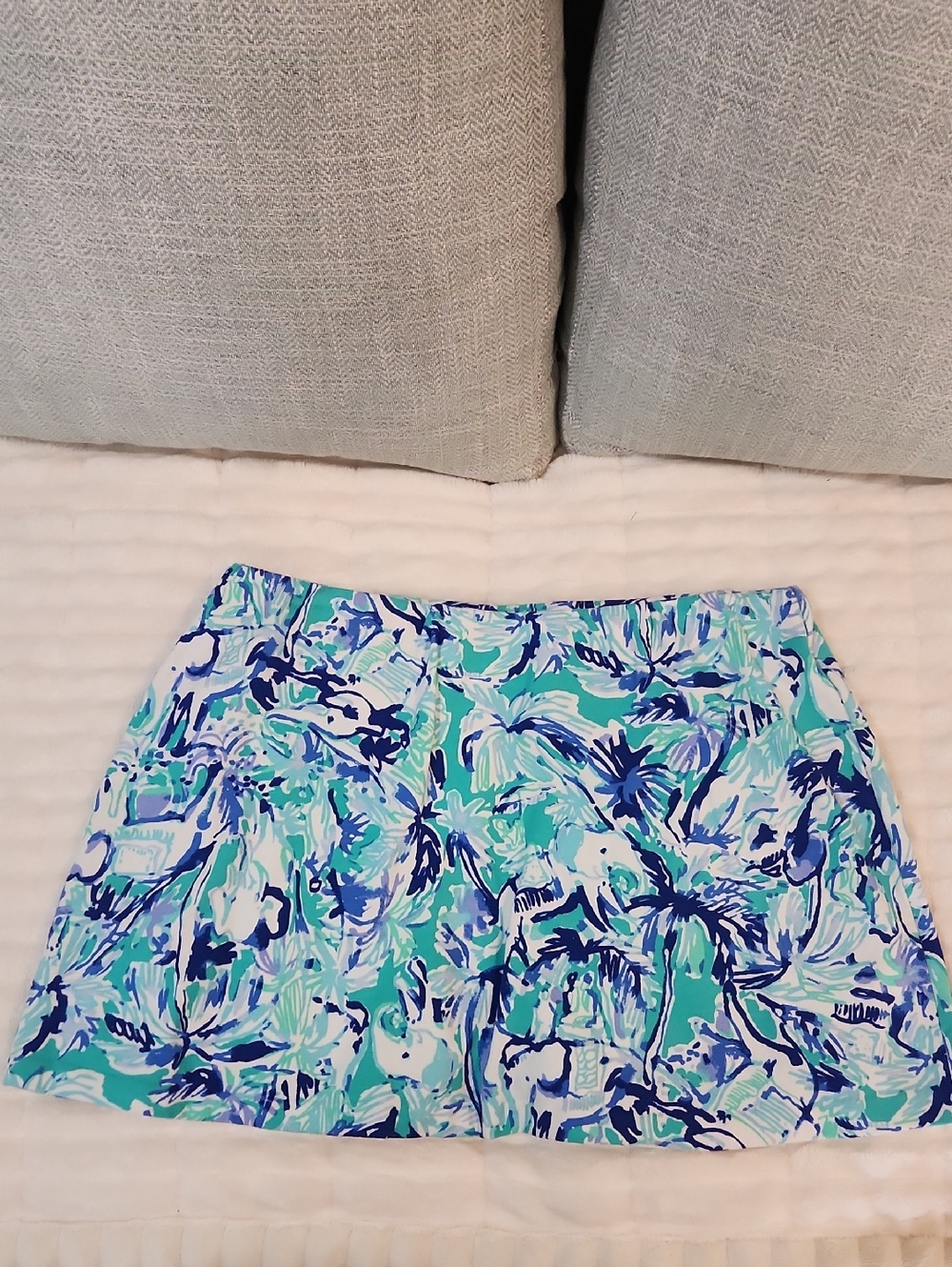 Lilly Pulitzer Aqua, Teal & Navy Floral Print Skort